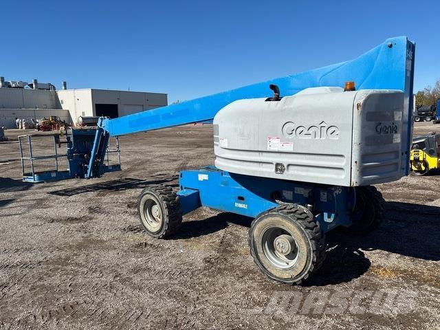 Genie S-45 Telescopic boom lifts