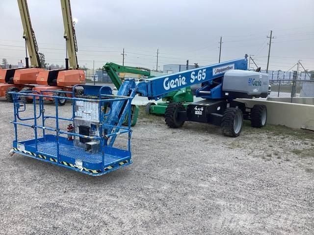 Genie S-65 Construction - Others