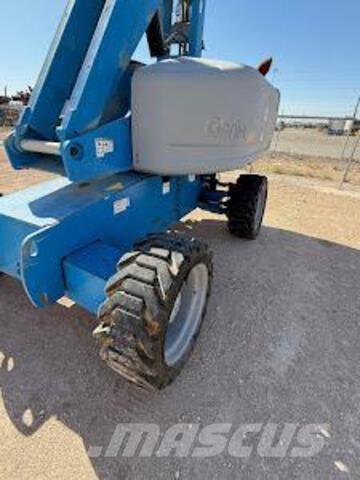 Genie S-65 Construction - Others