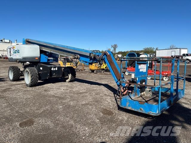 Genie S-65 Telescopic boom lifts
