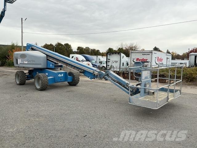 Genie S-65 Telescopic boom lifts
