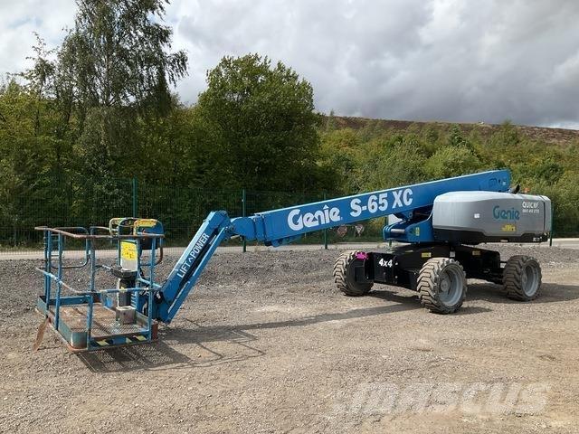 Genie S-65XC Telescopic boom lifts