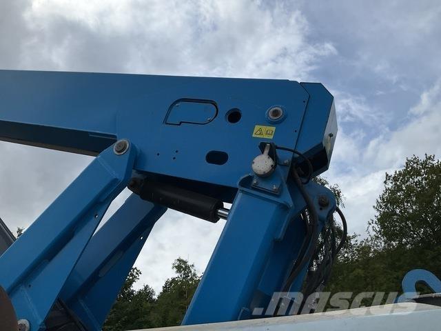 Genie S-65XC Telescopic boom lifts