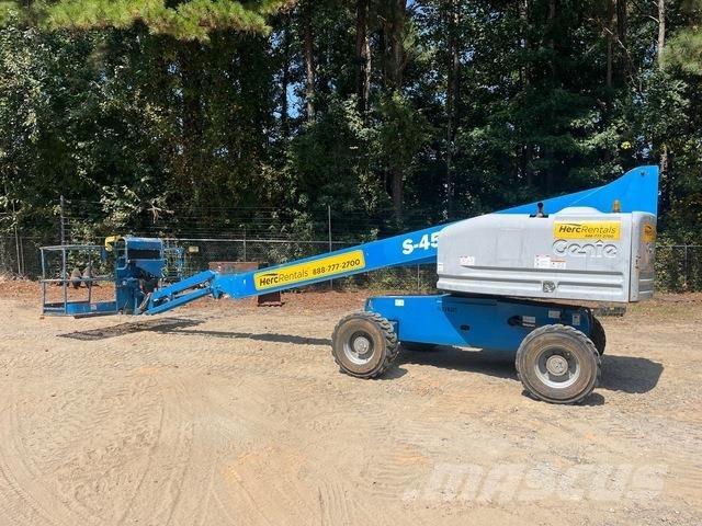 Genie S45 Telescopic boom lifts