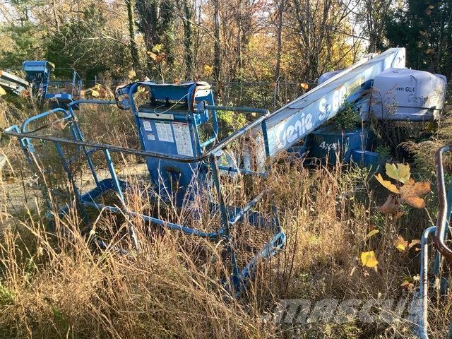 Genie S60 Telescopic boom lifts