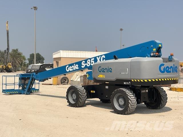 Genie S85 XC Telescopic boom lifts
