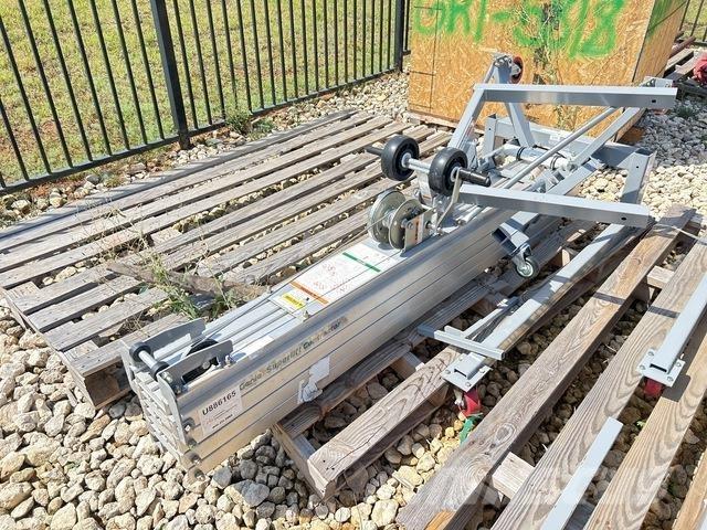 Genie SLC-24 Winches, hoists and material lifts