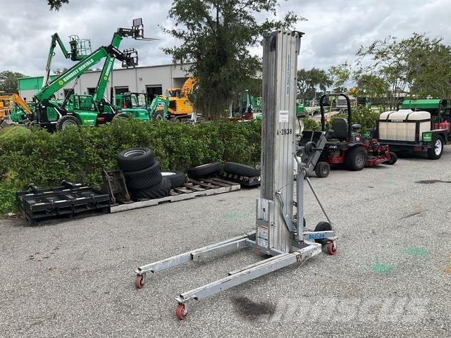 Genie SLC24 Winches, hoists and material lifts