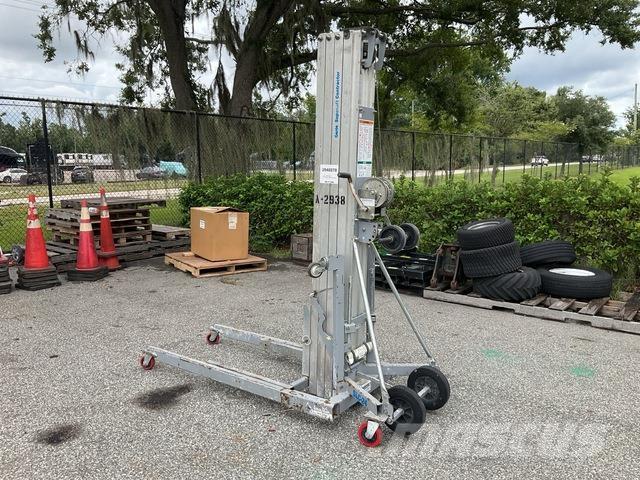 Genie SLC24 Winches, hoists and material lifts