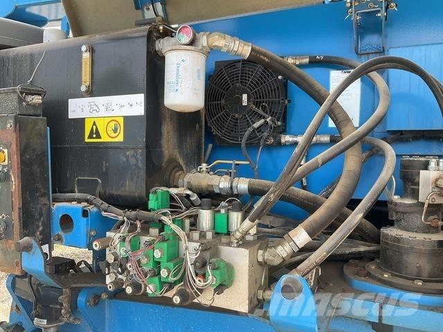 Genie Z80/60 Articulated boom lifts