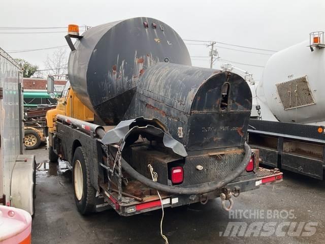 GMC 5500 Construction - Others