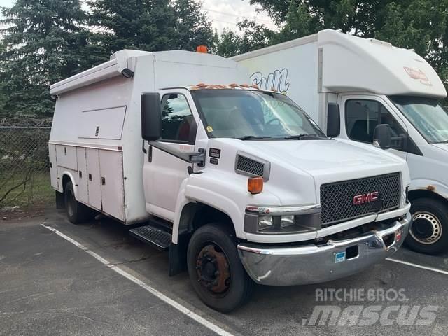 GMC C5C042 Municipal / general purpose vehicles