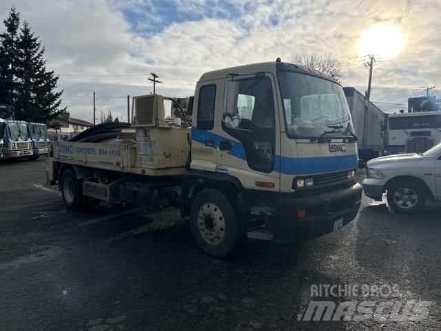 GMC T7500 Concrete pump trucks