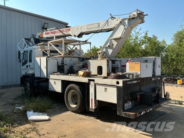 GMC T7500 Truck & Van mounted aerial platforms