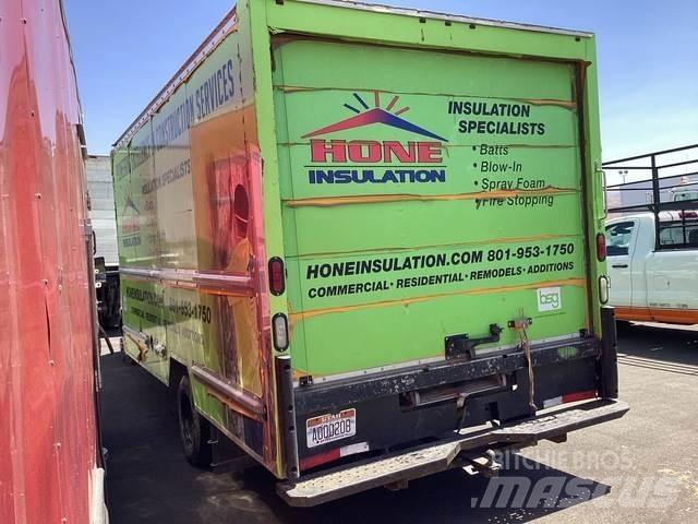  GMFC C7500 Box body trucks