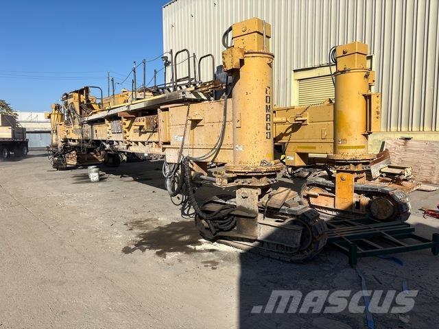 Gomaco GP2600 Concrete pavers