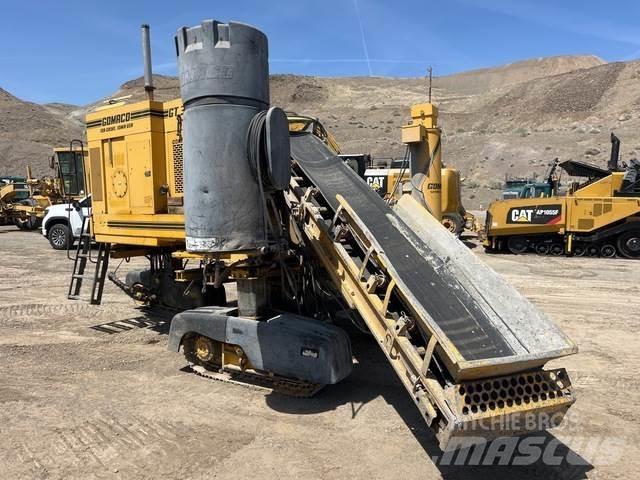 Gomaco GT3600 Concrete accessories