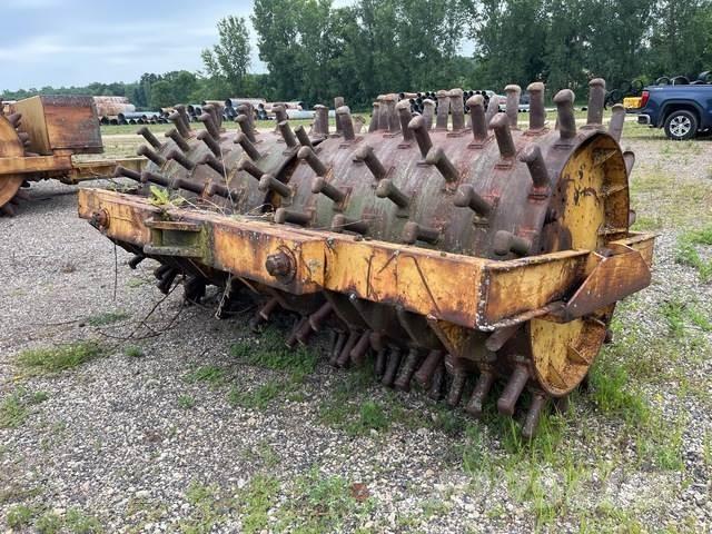  Grace Towed vibratory rollers