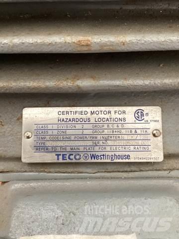  Griswold 811L Construction - Others