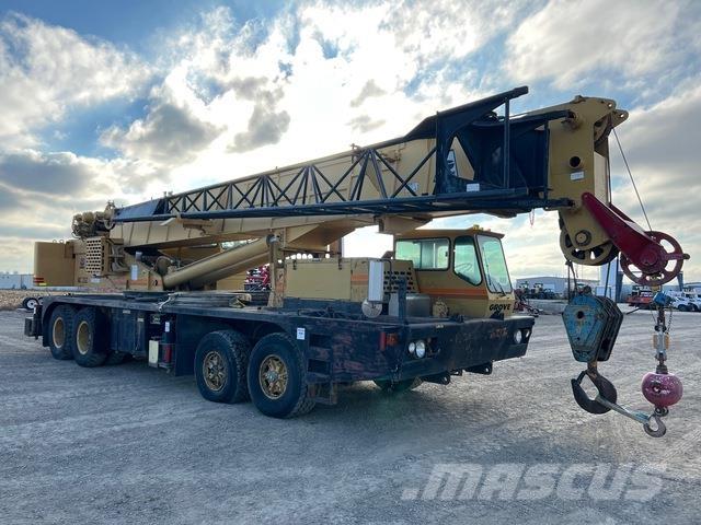 Grove TMS865 Tracked cranes