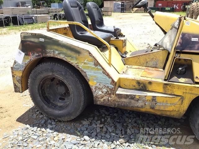 Harlan  Towing trucks