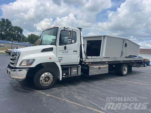 Hino  Recovery vehicles