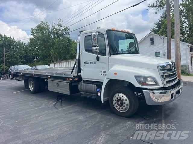 Hino  Recovery vehicles