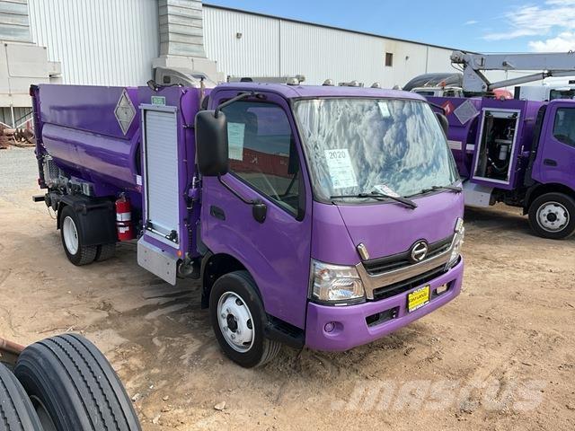 Hino 195 Tanker trucks