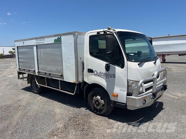 Hino 300 816 Box body trucks