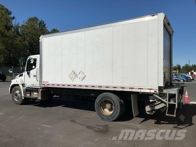 Hino 338 Box body trucks