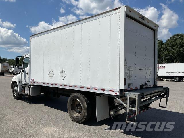 Hino 338 Box body trucks