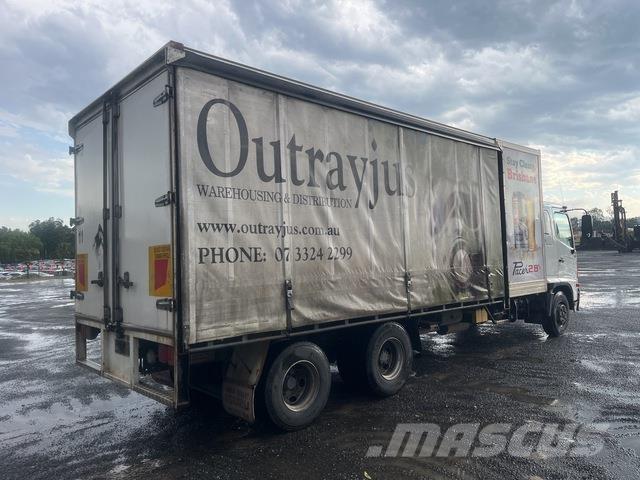 Hino FD1J Curtainsider trucks