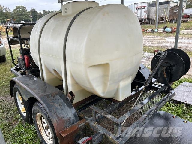  Hydro Tek Light pressure washers