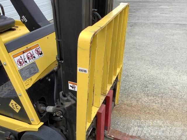 Hyster E35Z Electric forklift trucks