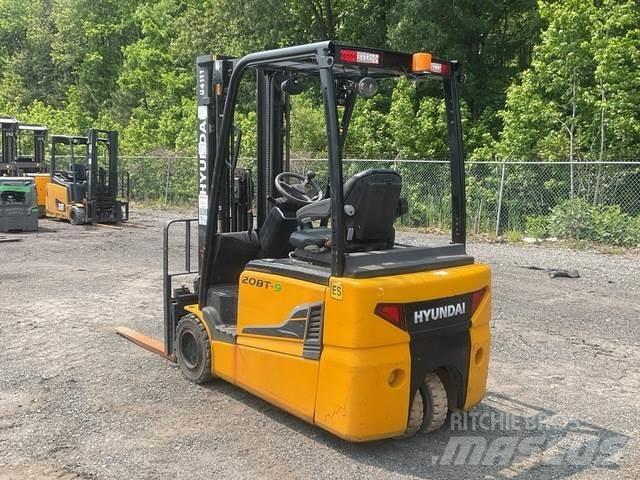 Hyundai 20BT-9 Electric forklift trucks