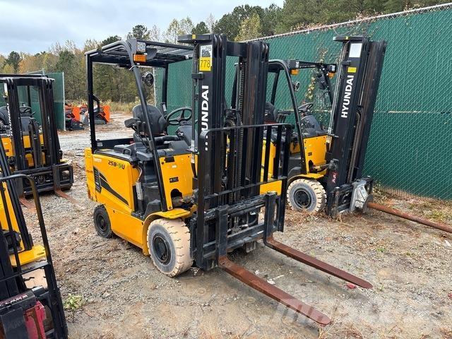 Hyundai 25B-9U Electric forklift trucks
