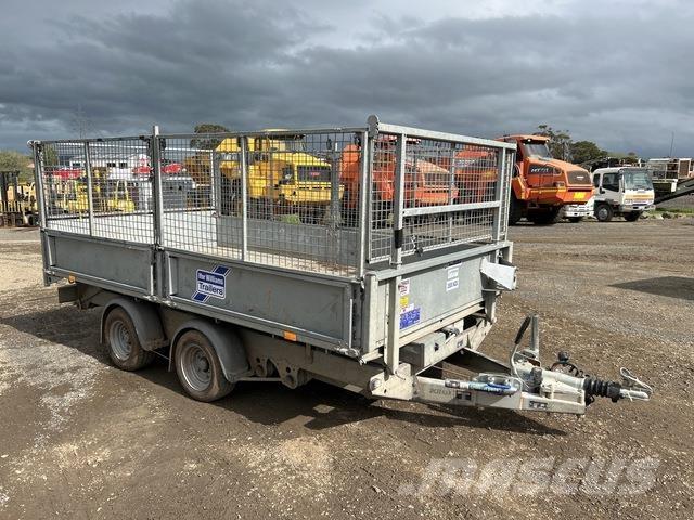 Ifor Williams  Vehicle transport trailers