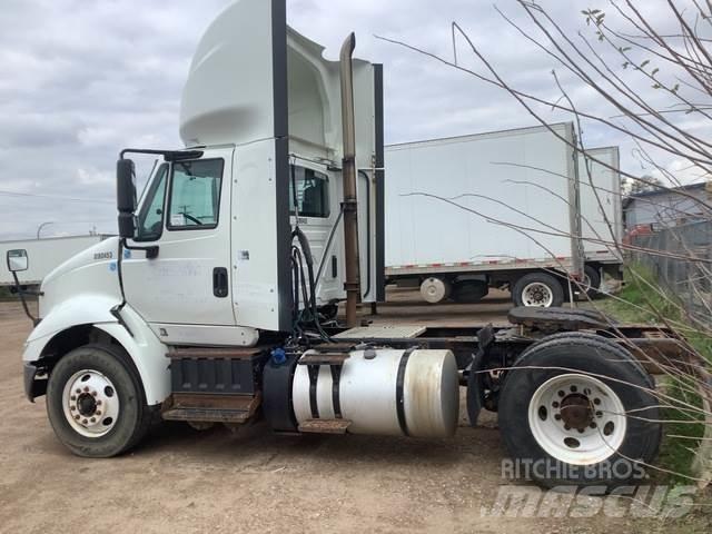 International  Tractor Units