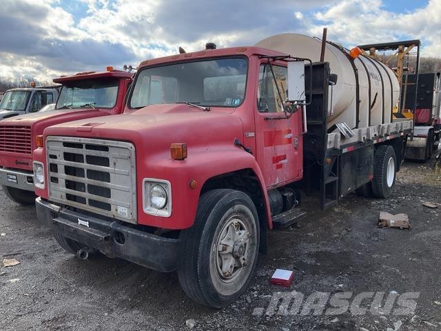 International  Flatbed / Dropside trucks