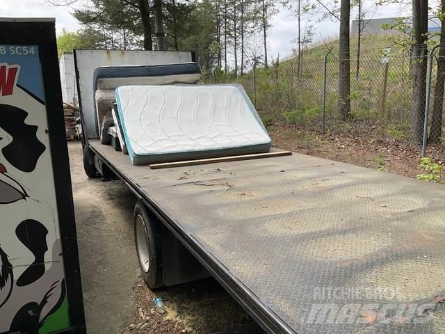 Isuzu  Flatbed / Dropside trucks