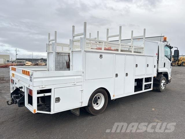Isuzu FRR 600 Recovery vehicles