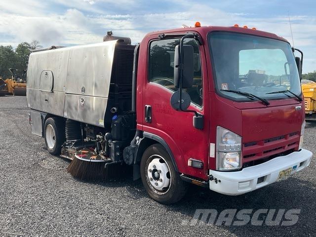 Isuzu NRR Sweeper trucks
