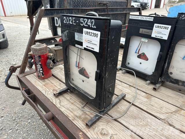  ITT Barton Pipeline equipment