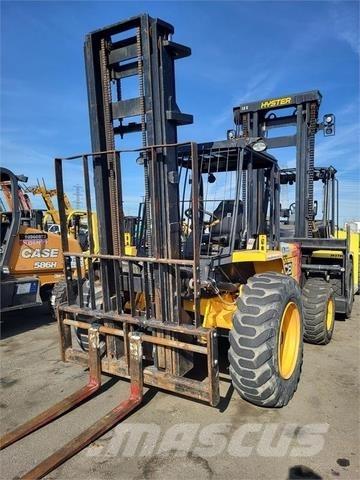 JCB 930-4 Rough terrain trucks
