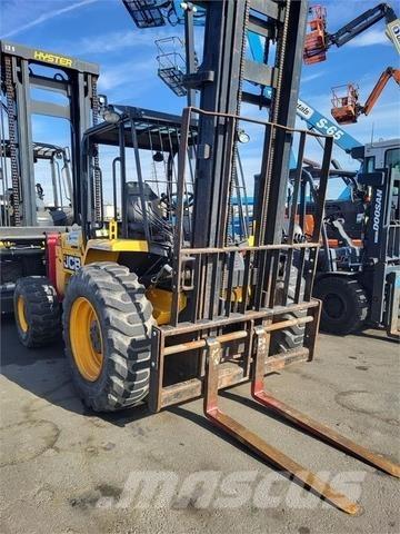 JCB 930-4 Rough terrain trucks