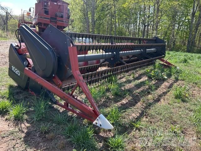  JI Case 1020 Combine harvester heads