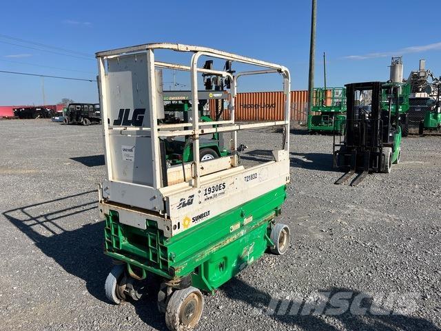 JLG 1930ES Scissor lifts