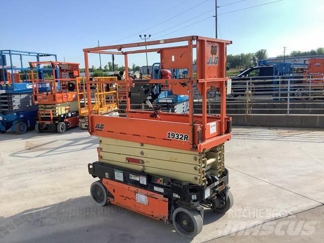 JLG 1932R Scissor lifts