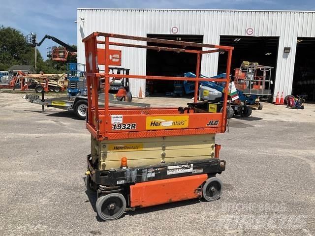 JLG 1932R Scissor lifts