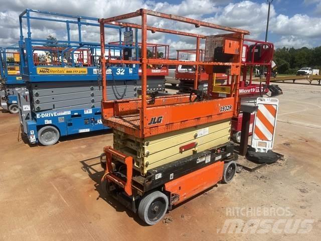 JLG 1932R Scissor lifts